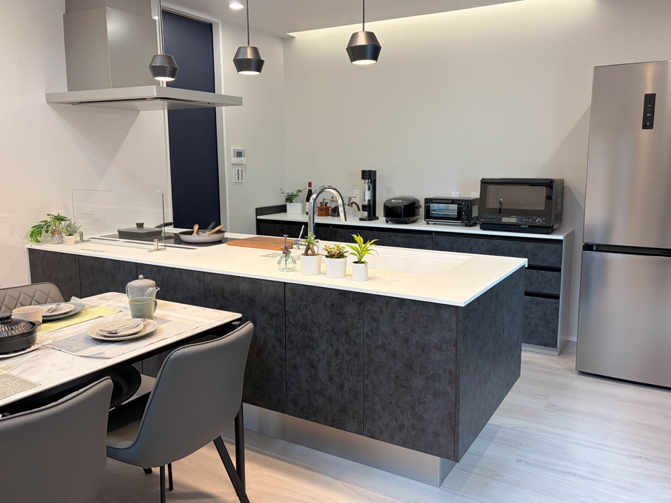 「猫が喜ぶ大人の隠れ家」モデルハウス